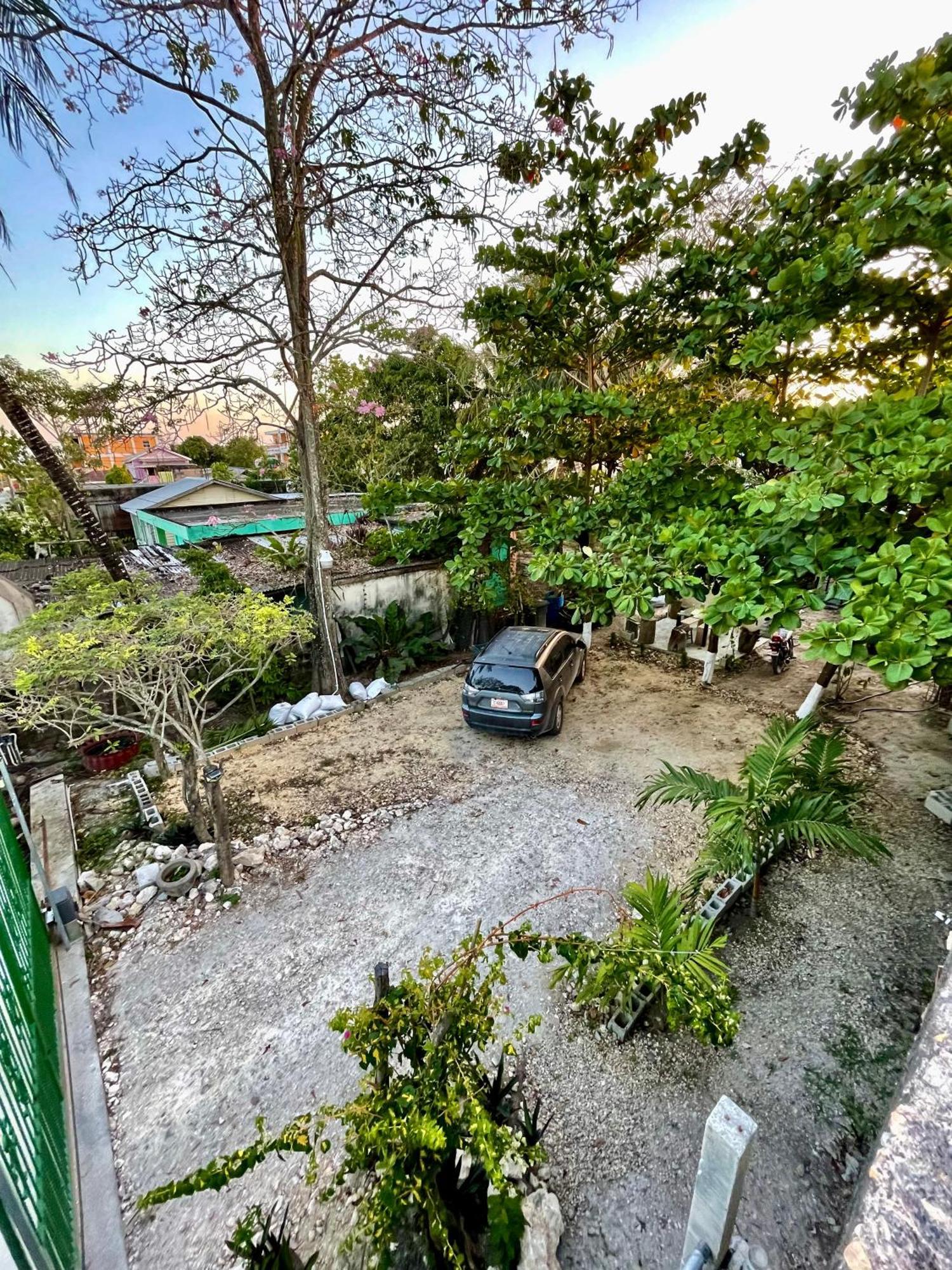 Casa Ricky'S Orange Walk Exterior foto