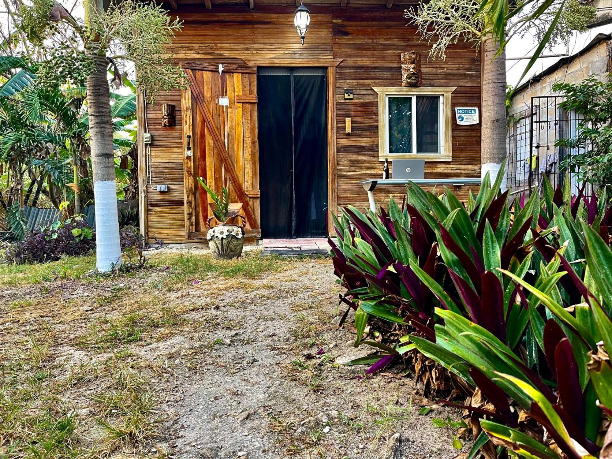 Casa Ricky'S Orange Walk Exterior foto