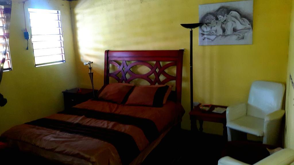 Casa Ricky'S Orange Walk Exterior foto