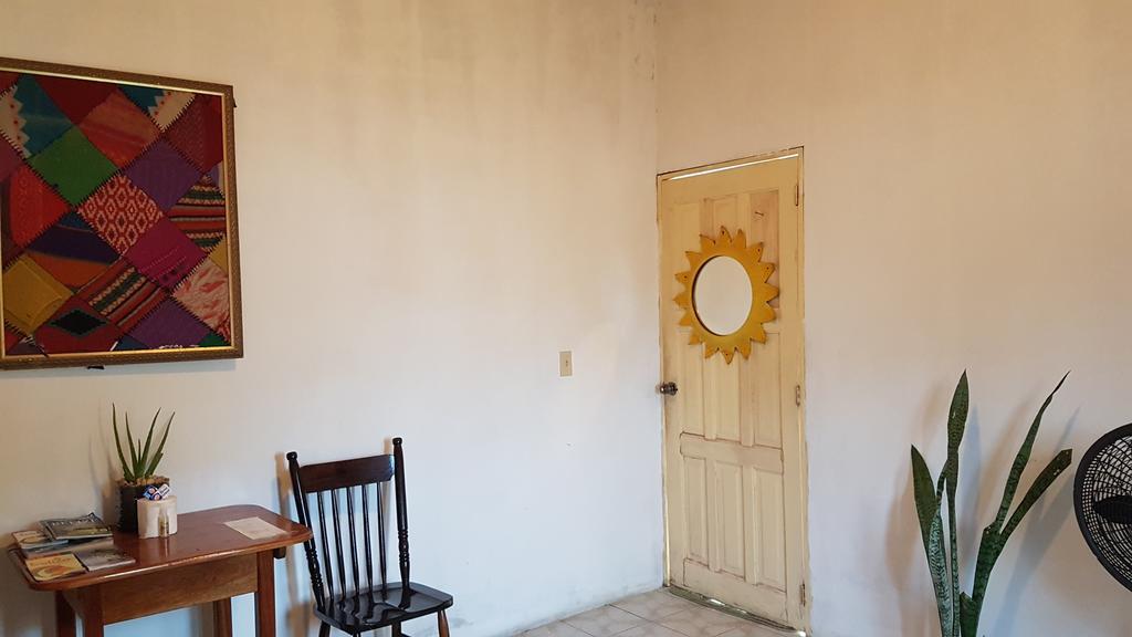 Casa Ricky'S Orange Walk Exterior foto